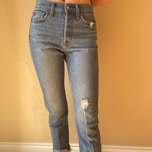 LEVIS WEDGIE JEANS - Picture 3 of 7